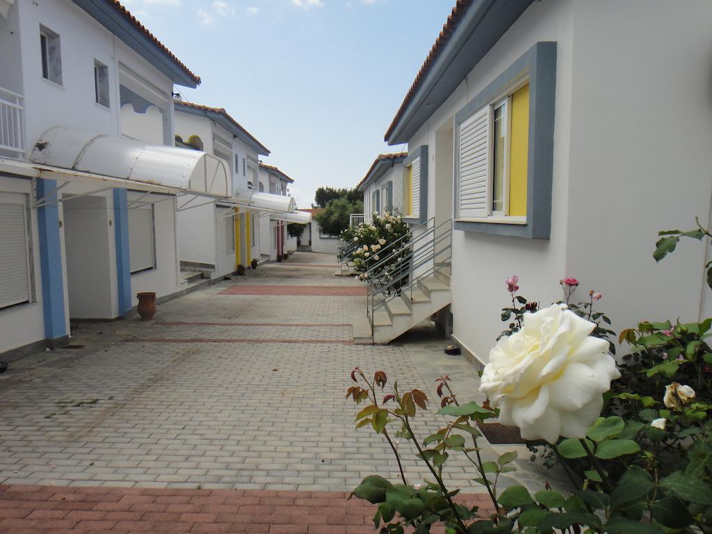 Bungalows Camping Kouyoni Gerakini Esterno foto